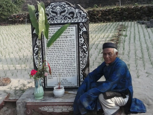 &Ocirc;ng Phạm Đo&agrave;n; Huệ duệ đời thứ 6 cai đội Hoagf Sa Phạm Quang