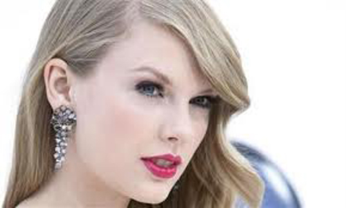 Công chúa nhạc đồng quê Taylor Swift