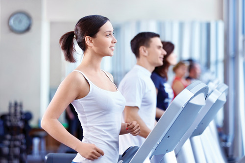 Chế độ ăn uống lành mạnh cùng với vận động tích cực sẽ cải thiện vóc dáng