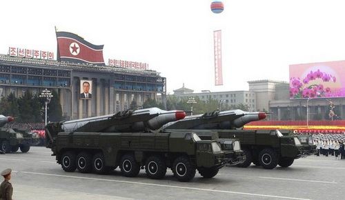 Triều Tiên di chuyển tên lửa ra bờ biển