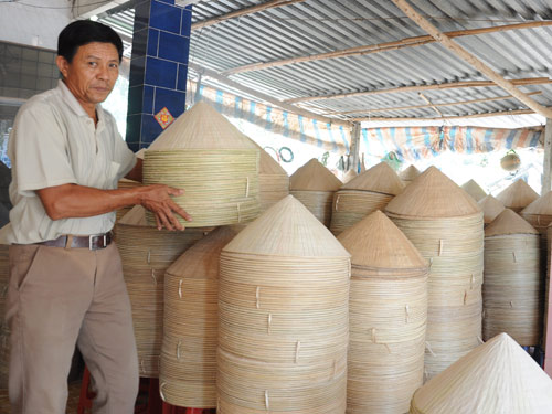 Hắt hiu làng chằm nón Ninh Sơn