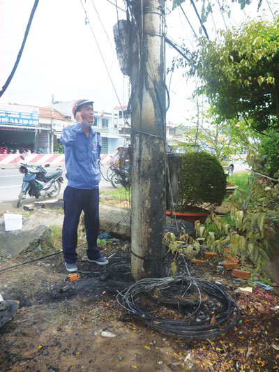 Bà hỏa thiêu rụi cáp viễn thông