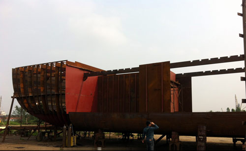 Lúng túng dự án đóng tàu vỏ sắt cho ngư dân