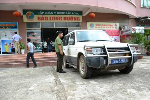 Vụ khám xét Bảo Long Đường 3