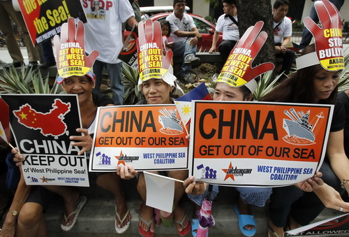 Dân Philippines biểu tình chống Trung Quốc
