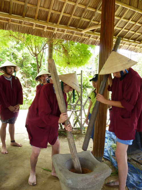 Cày ruộng 1
