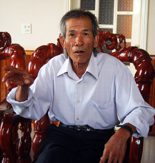 Nổ súng giữ đảo