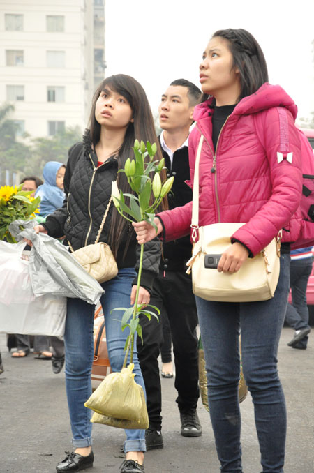 ùn ùn rời Hà Nội về quê đón Tết