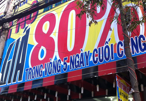Đà Nẵng: Đồng loạt xả hàng, giảm giá sốc 3