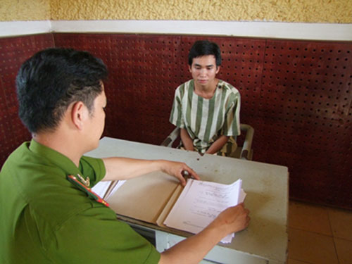 Bắt nhóm buôn người sang Trung Quốc