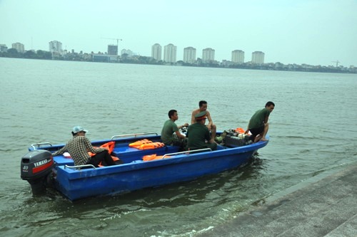 Thi thể nạn nhân thứ hai sau khi mất tích tại Hồ tây được tìm thấy