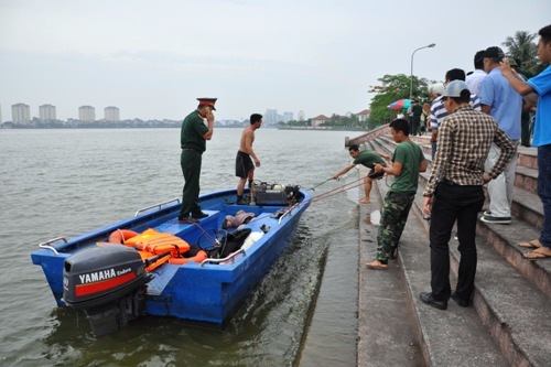 Thi thể nạn nhân thứ hai sau khi mất tích tại Hồ tây được tìm thấy