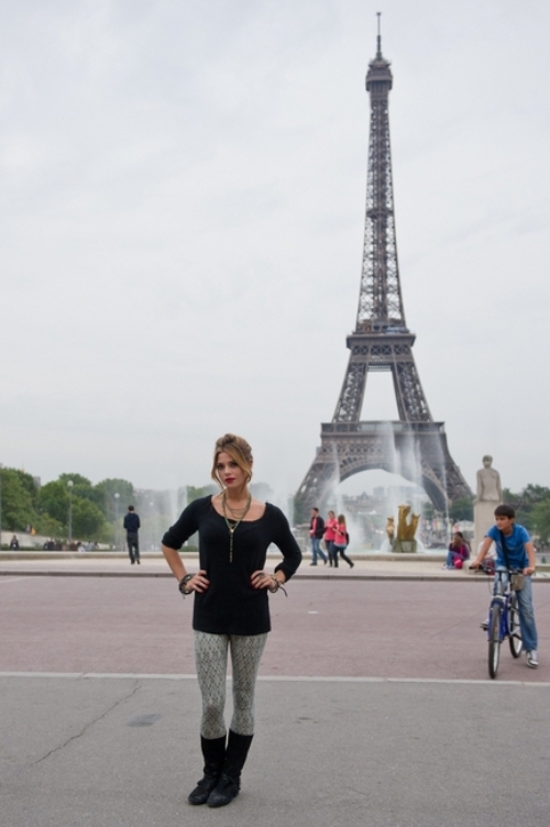 Dàn sao Hollywood nhí nhố ở tháp Eiffel