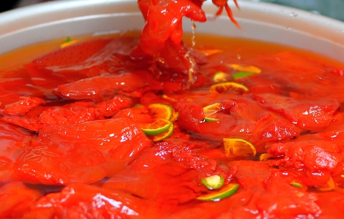 Mát lành gỏi sứa đỏ giải nhiệt hè Hà Nội 1