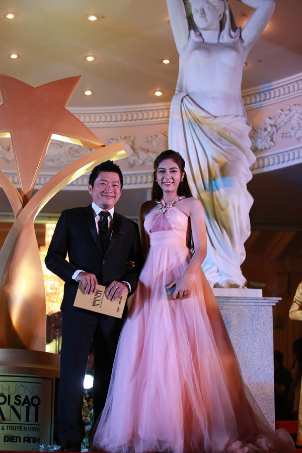 Diễn viên Kinh Quốc và Hoa hậu Đặng Thu Thảo