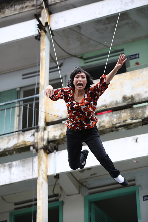 Phương Thanh và những pha hành động đẹp mắt sẽ tạo nên hình ảnh một “chị Chanh” rất khác khi phim ra mắt khán giả