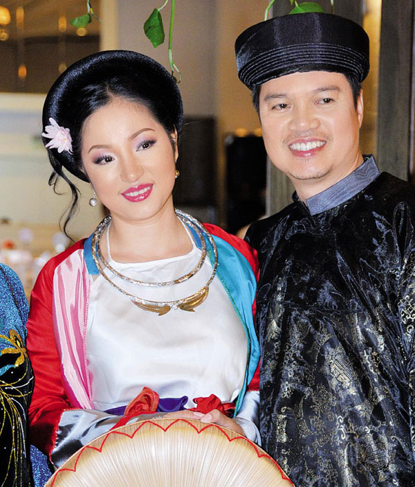 Sao nữ trong showbiz Việt ‘vạch mặt’ tình cũ 