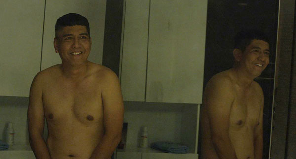 Ng&acirc;n Kh&aacute;nh su&yacute;t ngất trước h&igrave;nh ảnh bạn diễn nude 100% 1