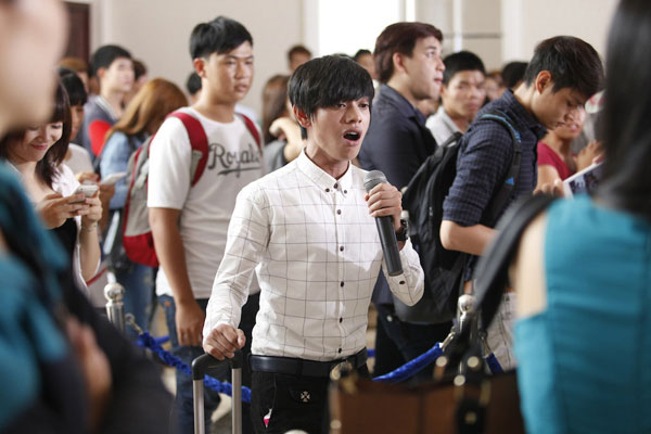 Vietnam Idol sôi nổi thử giọng tại TP.HCM bất kể nguy cơ ‘mất sóng’ 4