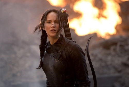 Jennifer Lawrence trong phim The Hunger Games: Mockingjay Part 1