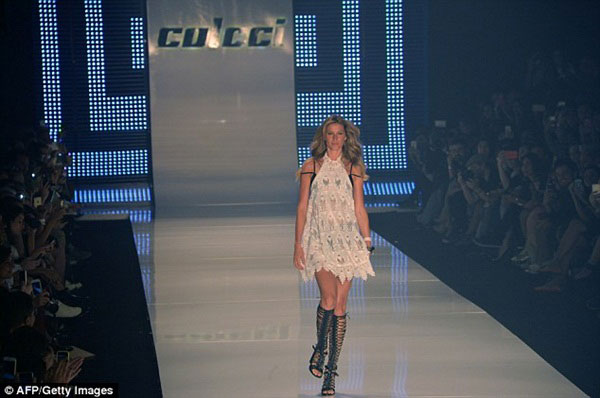 Những hình ảnh catwalk cuối cùng của Gisele Bundchen 9