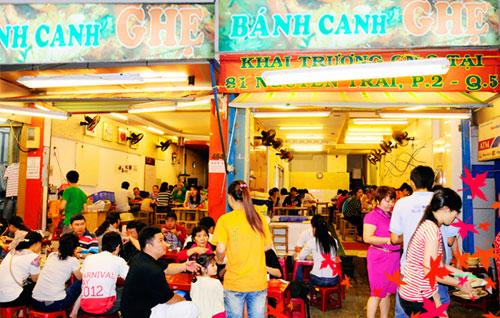 Bánh canh ghẹ Muối Ớt Xanh: Món ngon giữa lòng Sài thành