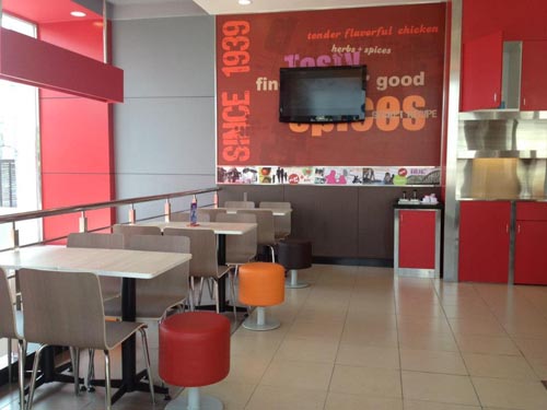 Tưng bừng khai trương KFC Trần Não - Quận 02 4