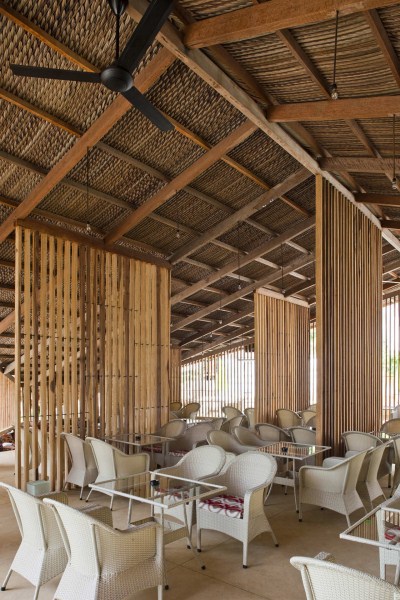 Không gian cafe độc đáo mà gần gũi ở Nha Trang 5