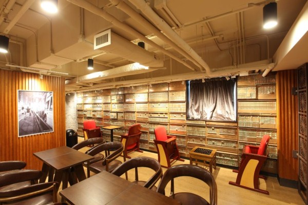 Độc đáo không gian Starbucks đường Sai Yee 12