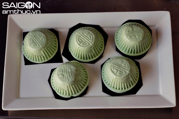 Ngon và xinh bánh dứa nhân đậu 