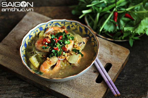 Đậm đà canh tôm nấu chua kiểu Nam Bộ 1