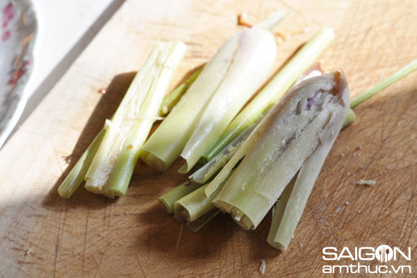 Cách nấu cà ri gà thơm ngon ăn cùng bánh mì