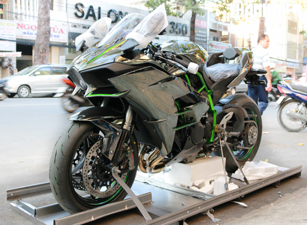 Kawasaki Ninja H2 SX SE bản sporttouring của H2 lộ diện giá bán   Motosaigon