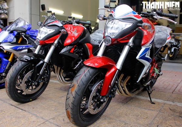 2  CB1000R 2015 chạy 5k