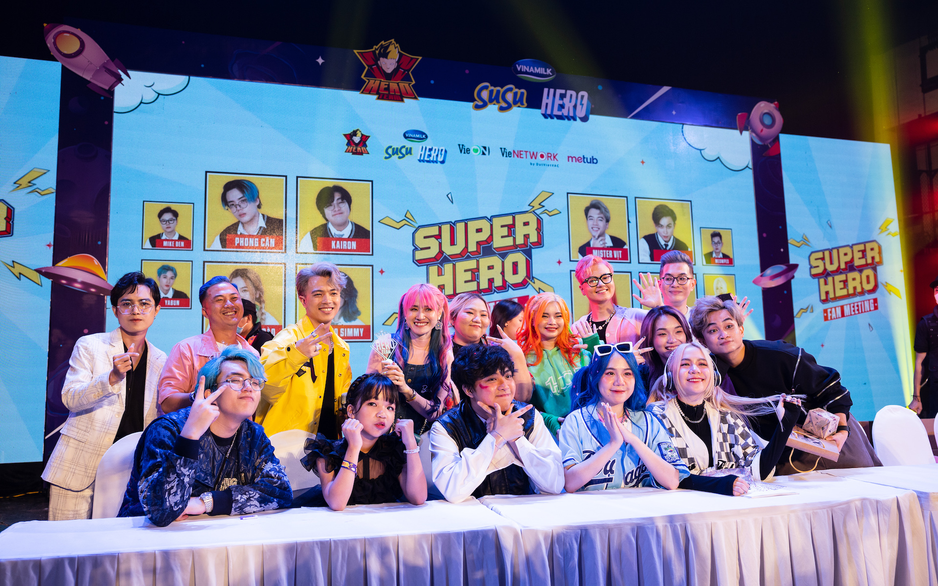 Hero Team  Nhóm Siêu Anh Hùng thu hút gần 134 nghìn fan nhỏ tuổi nhưng  cực kỳ lễ phép