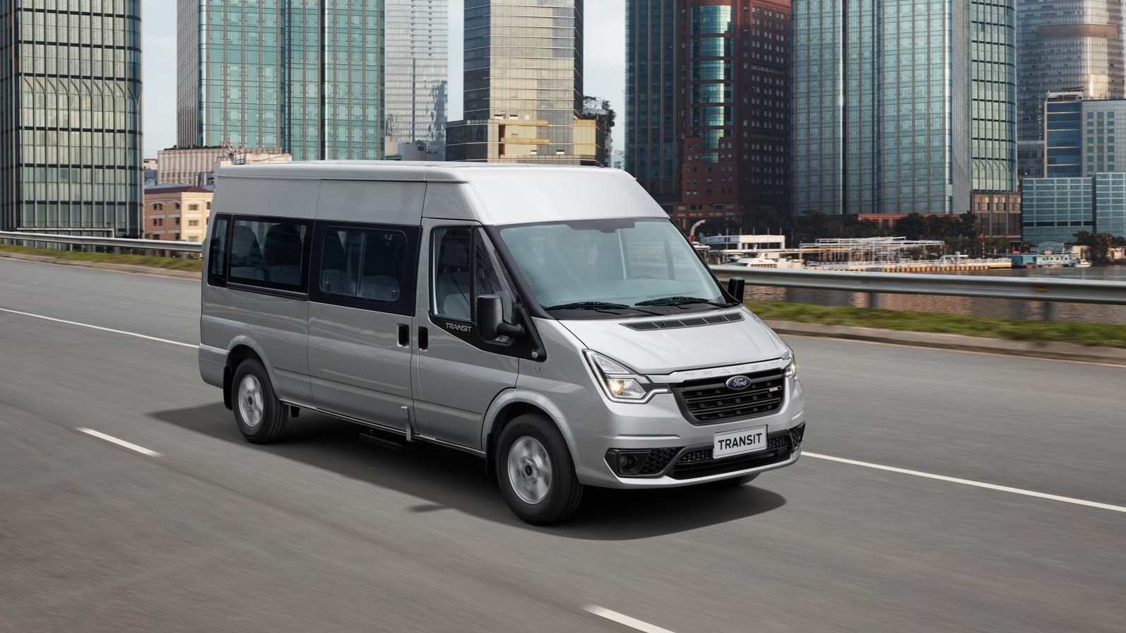 Ford Transit Đối tác tin cậy của mọi doanh nghiệp