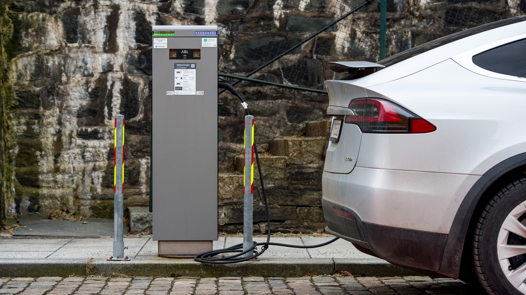 Lộ diện quốc gia có tỷ lệ tiêu thụ ô tô điện áp đảo xe chạy xăng