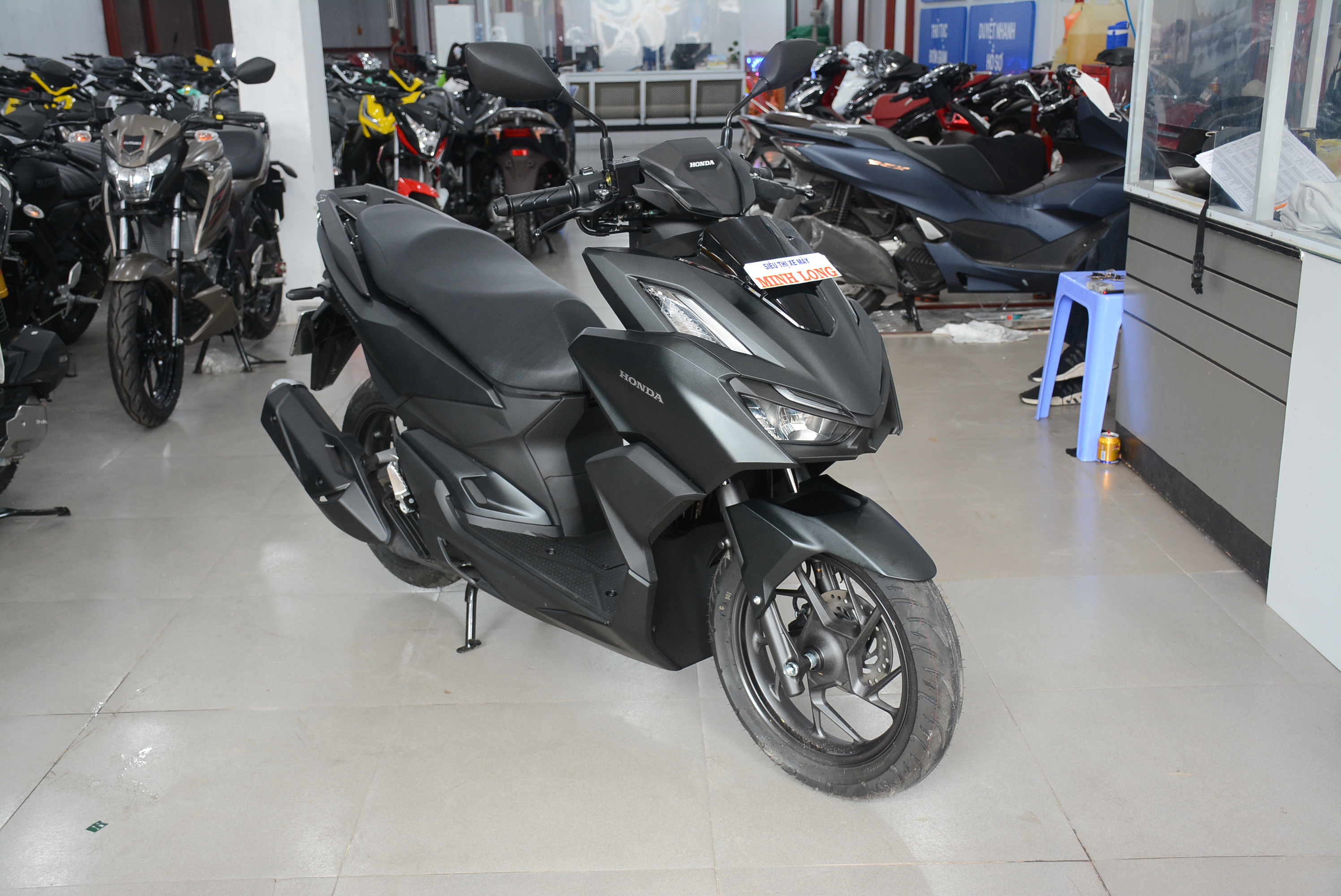 Cận cảnh Honda Vario 160 nhập từ Indonesia vừa về Việt Nam
