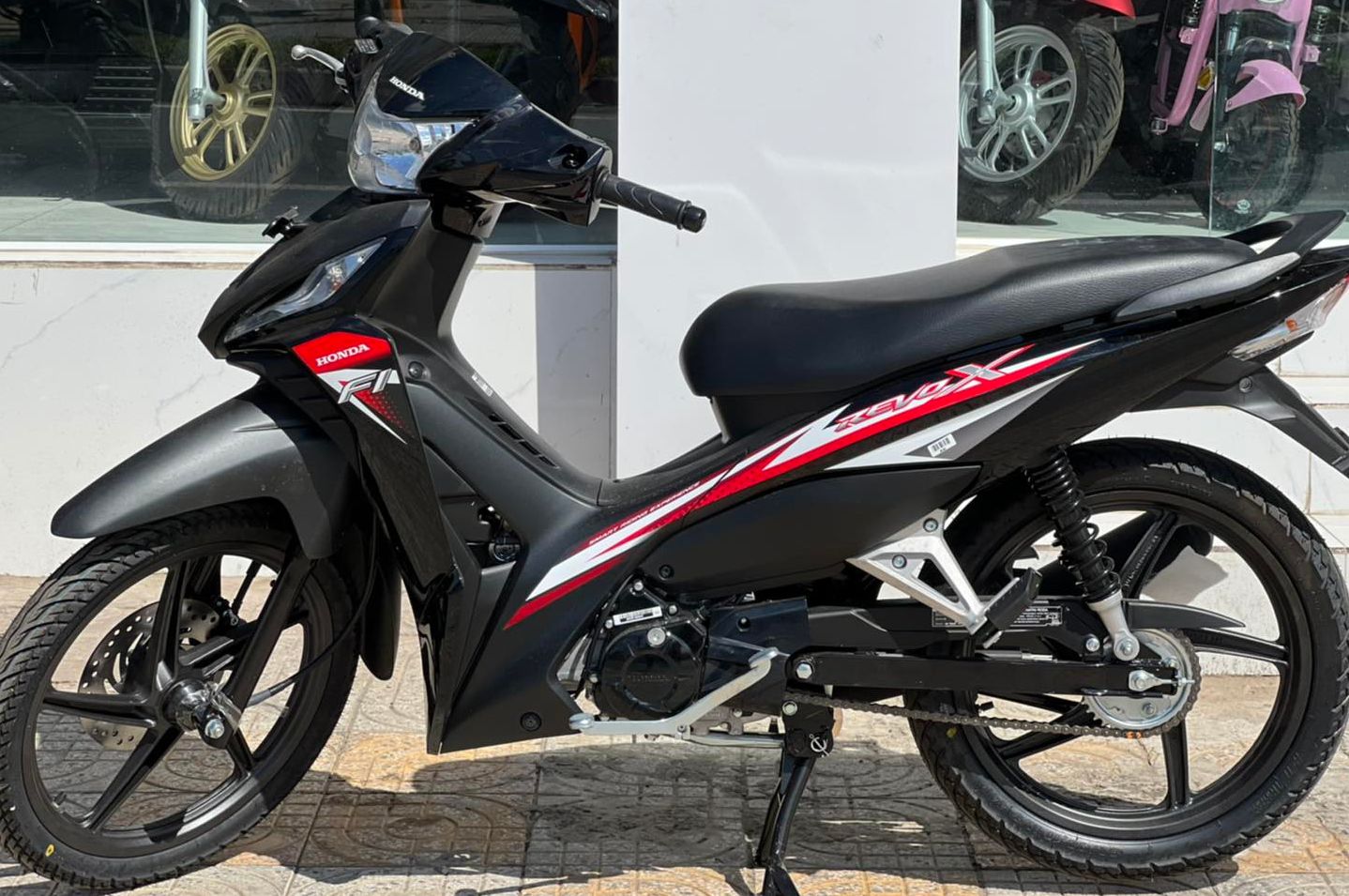 Honda Scoopy 2022 Made in Thailand về Việt Nam giá 74 triệu đồng  Báo  Khánh Hòa điện tử