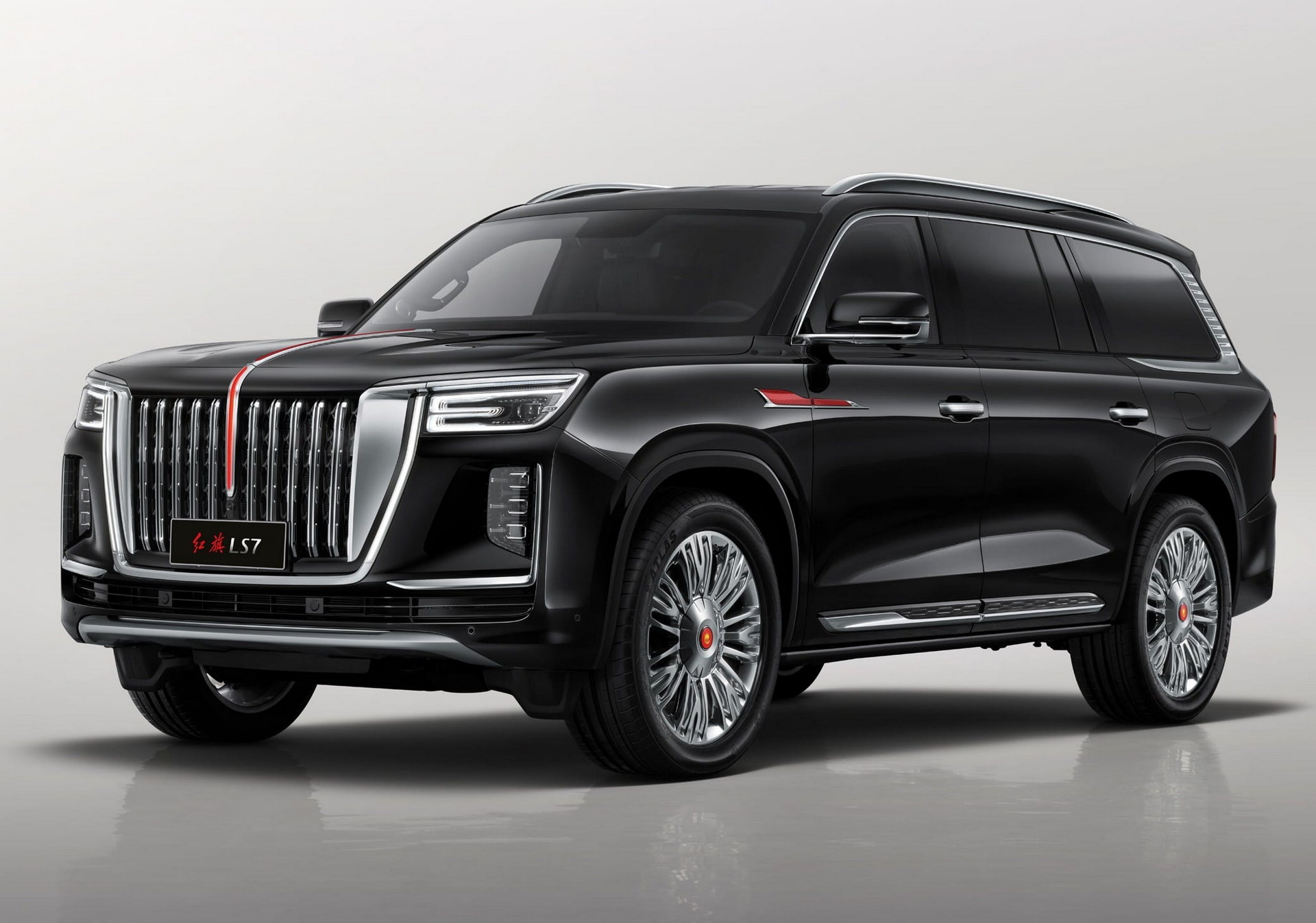 2024 RollsRoyce Cullinan Review Pricing and Specs