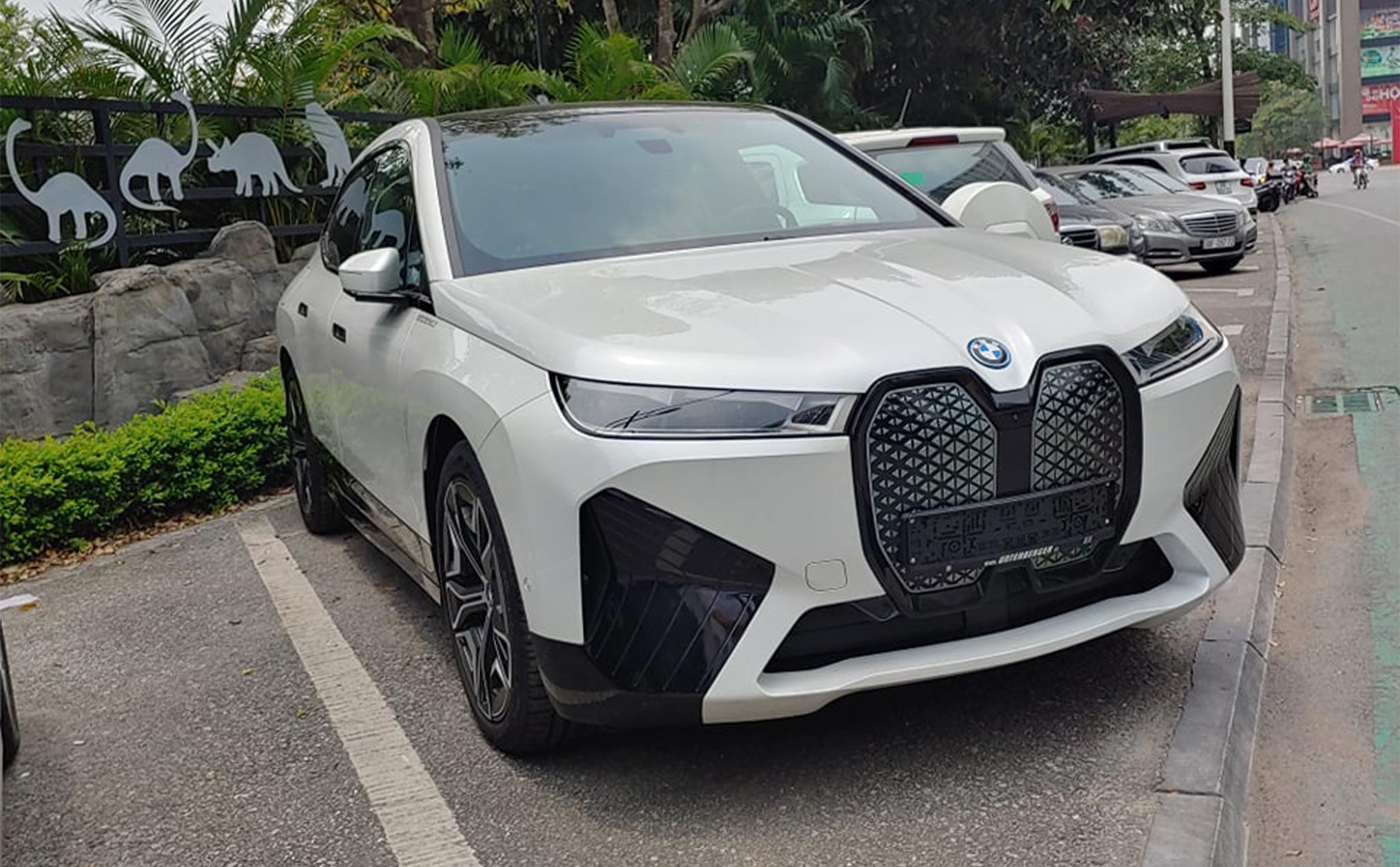 Xe hơi BMW tháng 42022