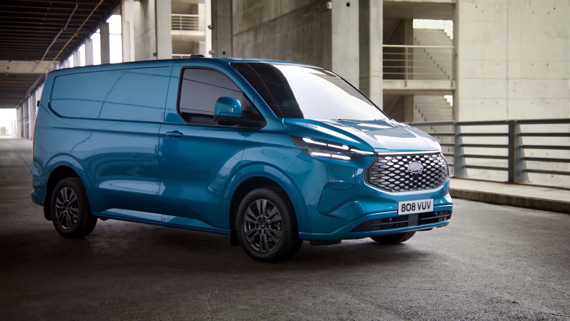 Xe Ford Transit 2024 Mới  Xe Khách 16 Chỗ Giá Bán Khuyến Mại