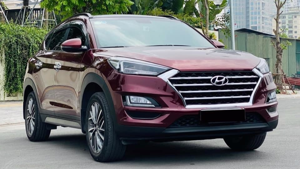 Bán xe Hyundai Tucson 2020 cũ bản đặc biệt màu vàng cát