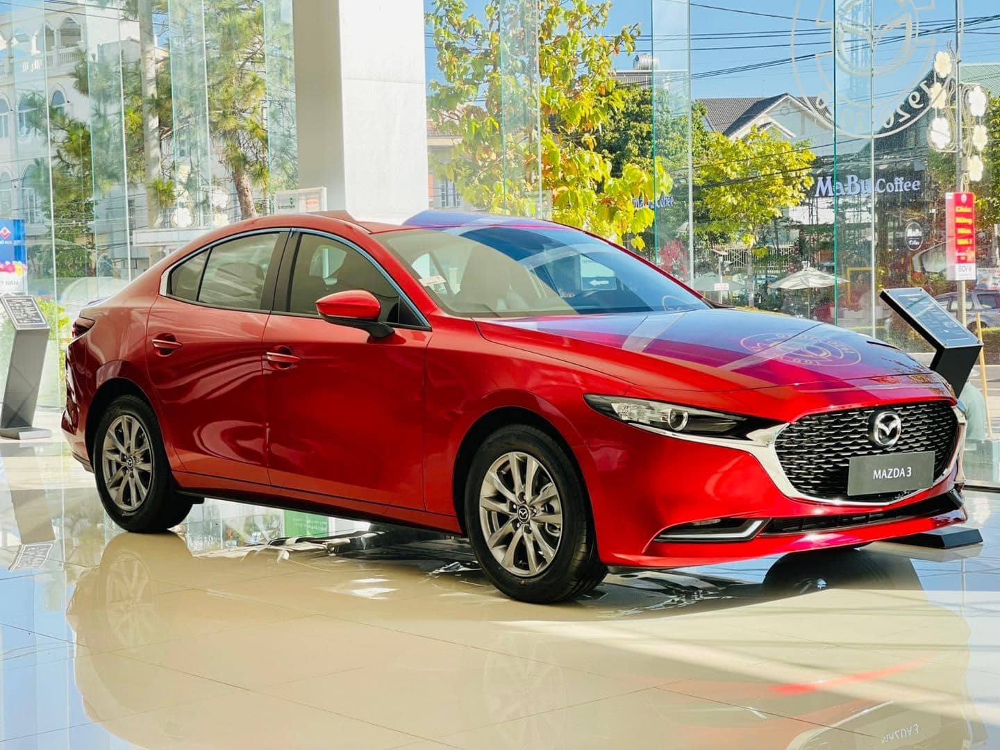 Ưu nhược điểm Mazda 3 2021 Đâu là lý do bị Kia Cerato vượt mặt