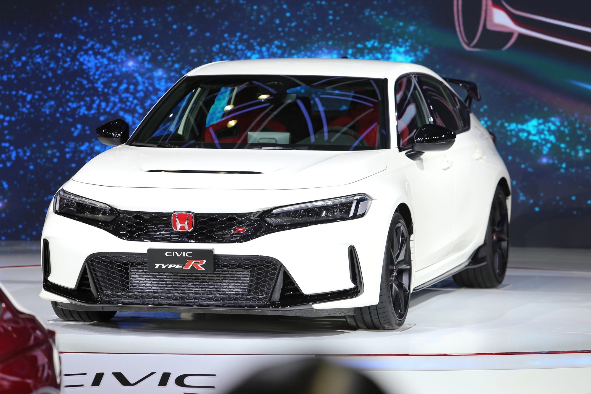 Honda Civic 15 RS 2022 kèm giá lăn bánh và ưu đãi lớn cho dòng xe