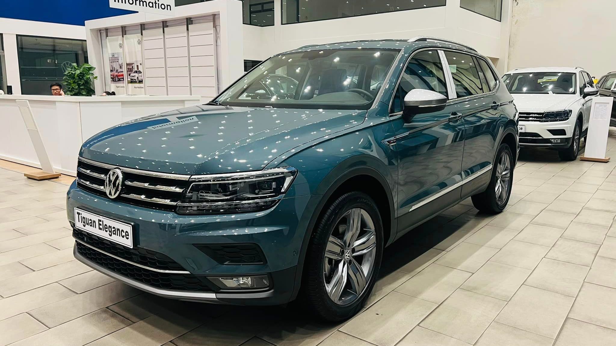 Volkswagen Tiguan 2021 giá lăn bánh 32023 TSKT đánh giá chi tiết