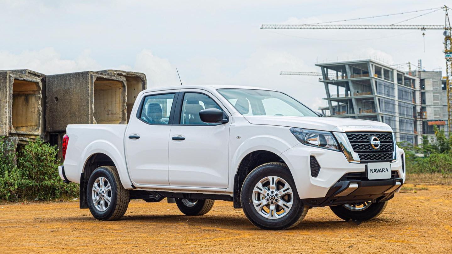 Nissan Navara 2023 Cập nhập chi phí lăn bánh mới nhất giá xe từ 699 triệu