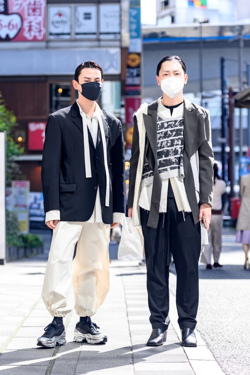 Buổi dạ tiệc đường phố dị biệt ở Tuần lễ thời trang Tokyo | ELLE Man Việt  Nam