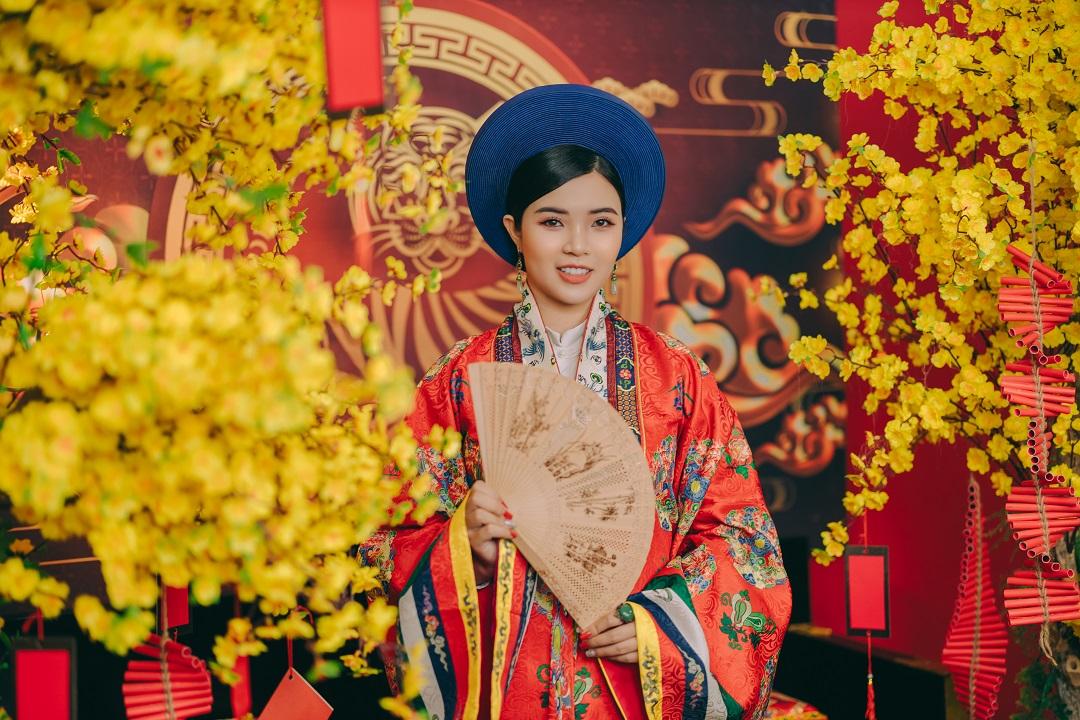 Trưng bày 5000 cành hoa anh đào và 100 cây mai vàng Yên Tử  Lễ hội   Vietnam VietnamPlus