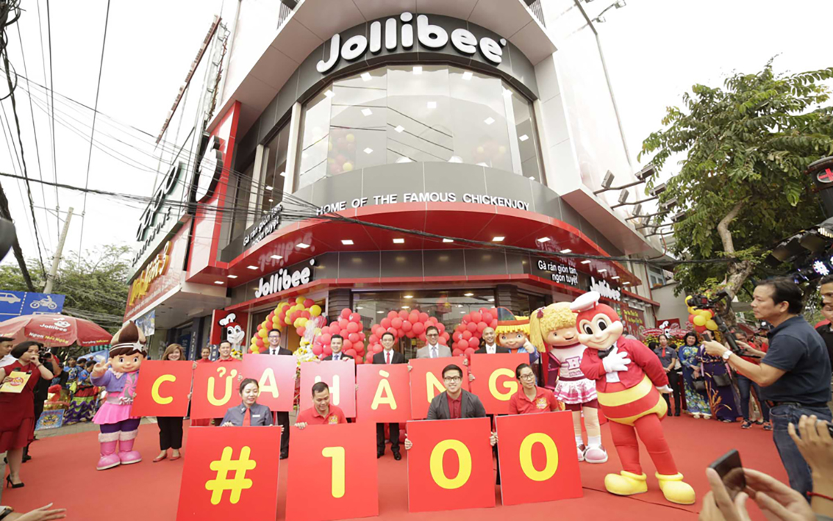 Thấu hiểu người tiêu dùng Jollibee trở thành thương hiệu được yêu thích  trong những năm qua